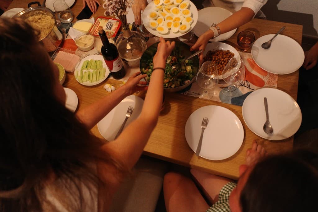 Shared dinner around the table